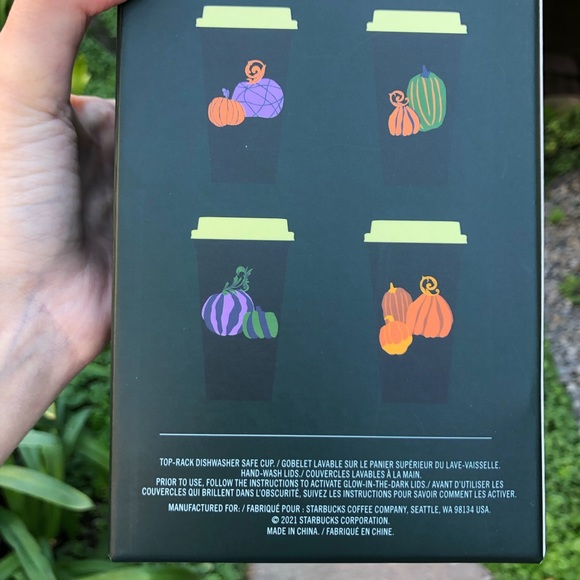 STARBUCKS GLOW IN DARK PUMPKIN HOT CUPS - Picture 5 of 9